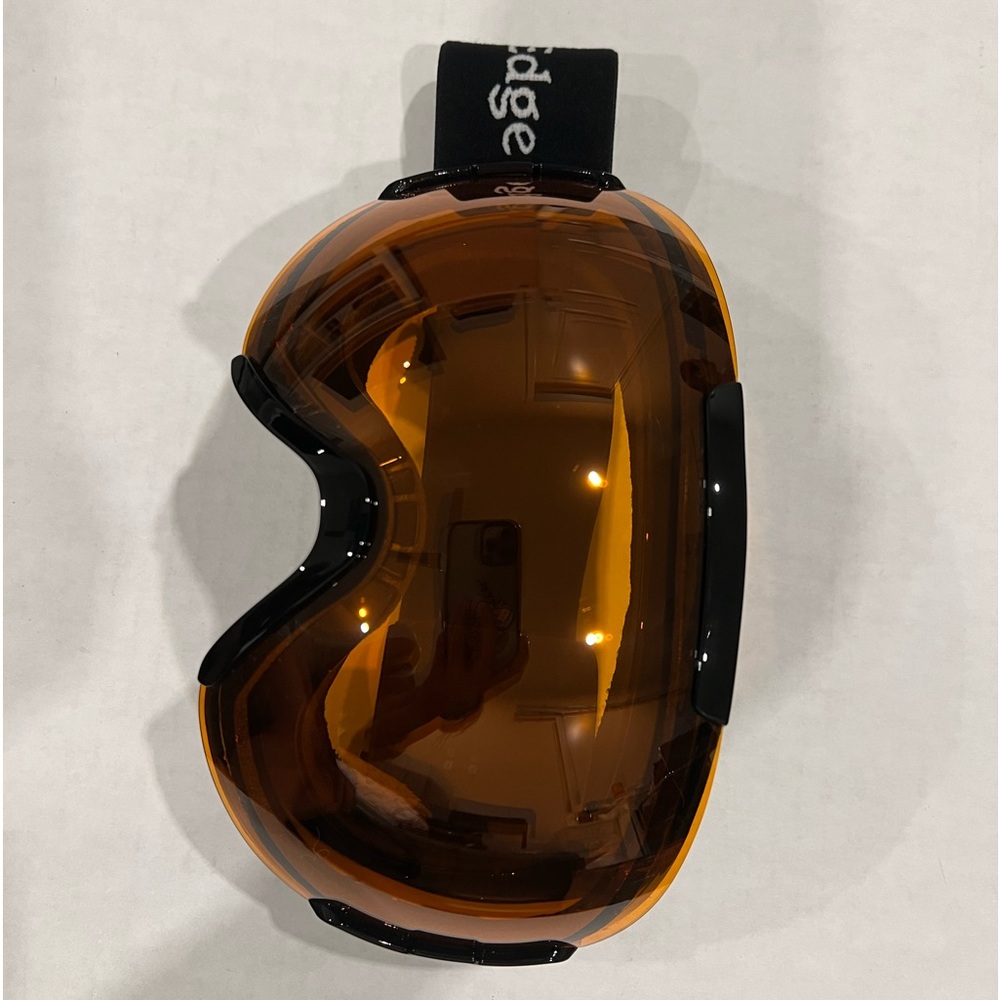 winters edge snowboarding/skiing goggles